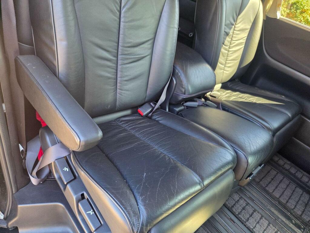 Nissan Elgrand 3 5 Highway Star..  #4