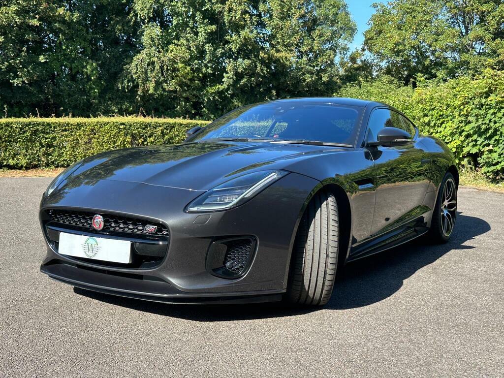 Jaguar F-Type 2.0I Chequered Flag Coupe Euro 6 