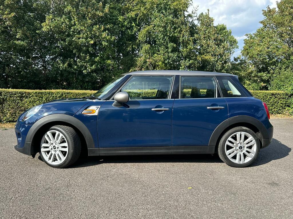 Mini Hatch 1.5 Cooper D Seven Hatchback Eur LB67RFY #2