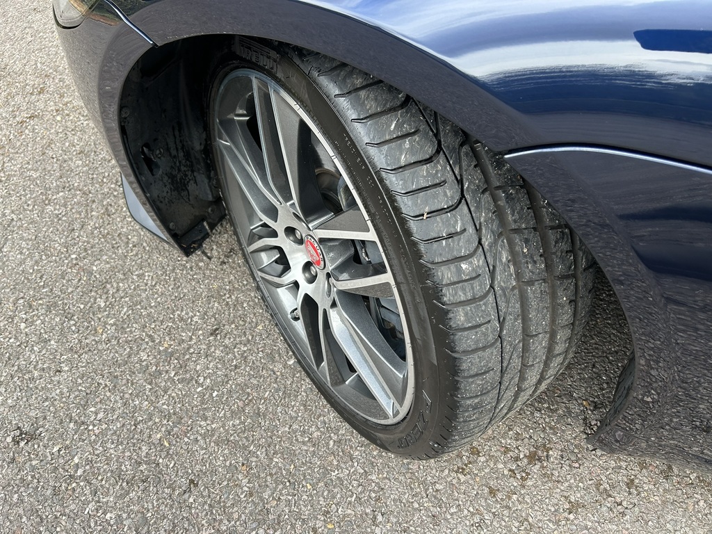 Jaguar F-Type V8 R-dynamic Grey #43