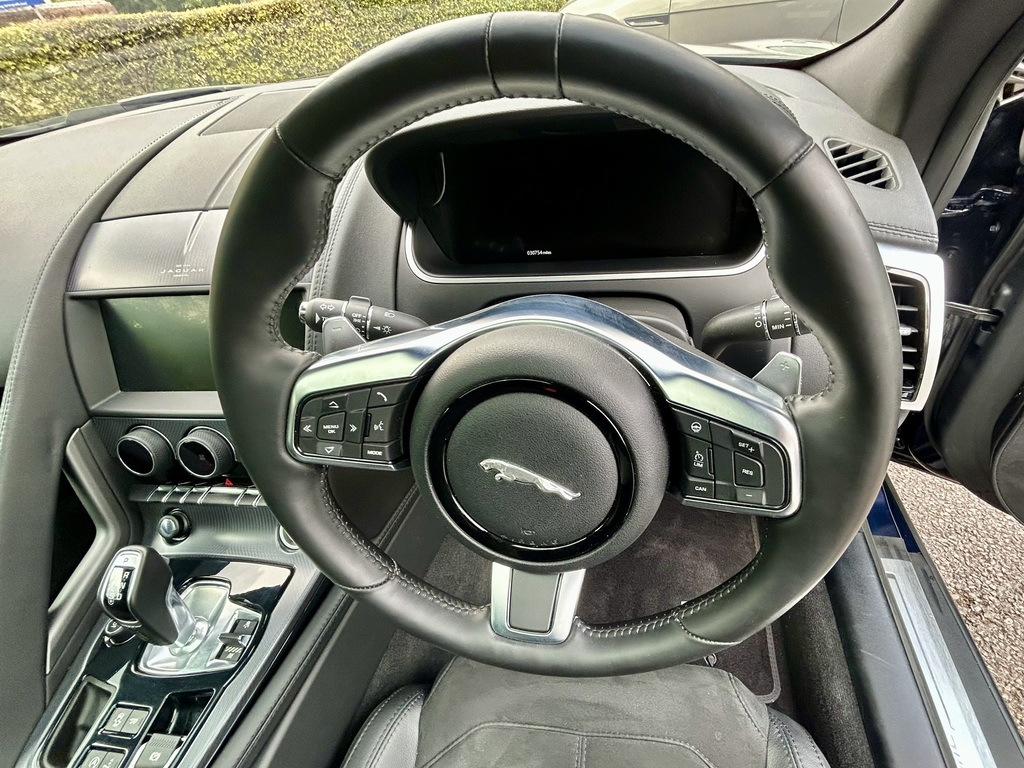 Jaguar F-Type V8 R-dynamic Grey #40