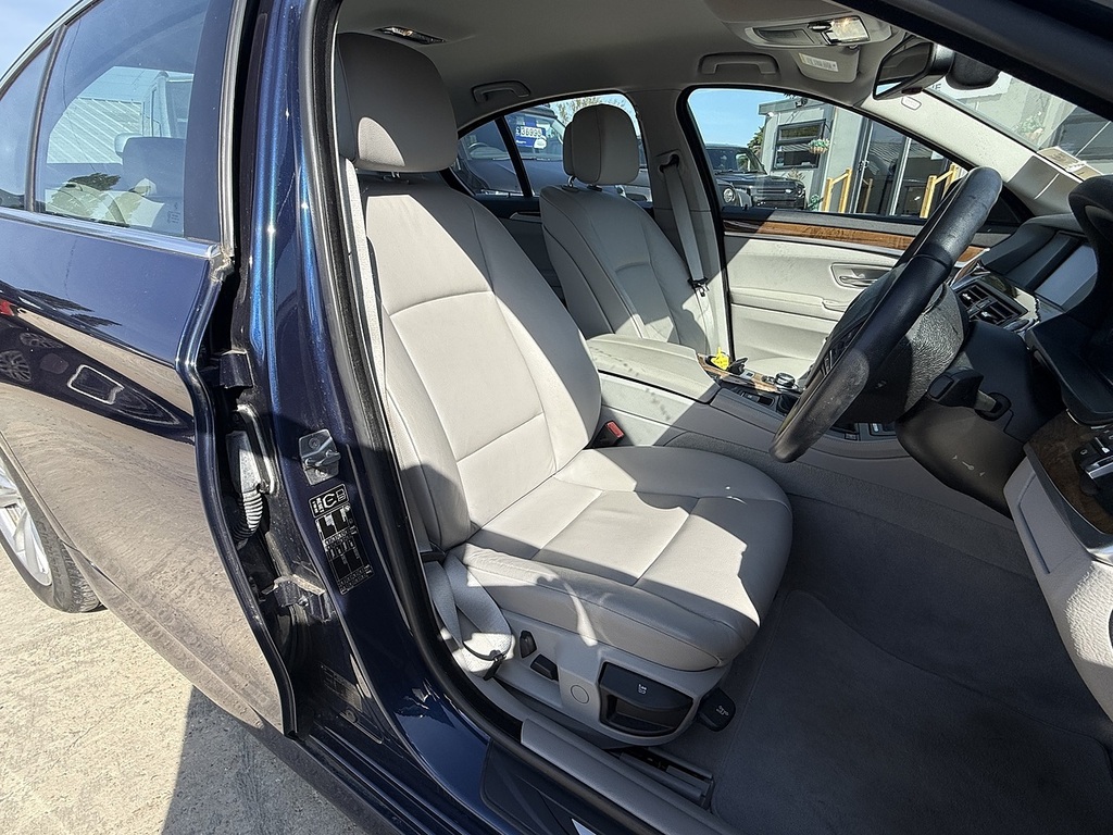 BMW 5 Series 520D Se HG60NHP Blue #6