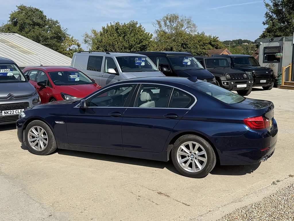 BMW 5 Series 520D Se HG60NHP Blue #4