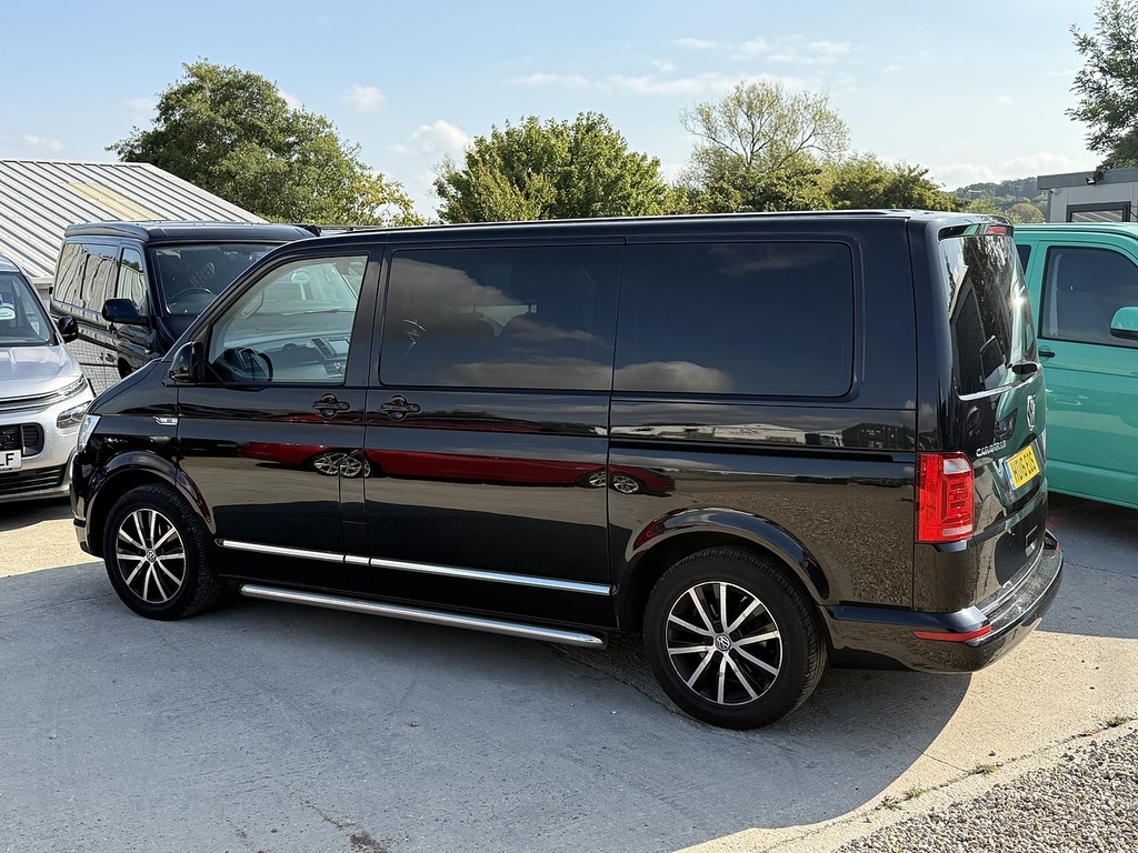 Volkswagen Caravelle Tdi Bluemotion Tech Executive Black #3