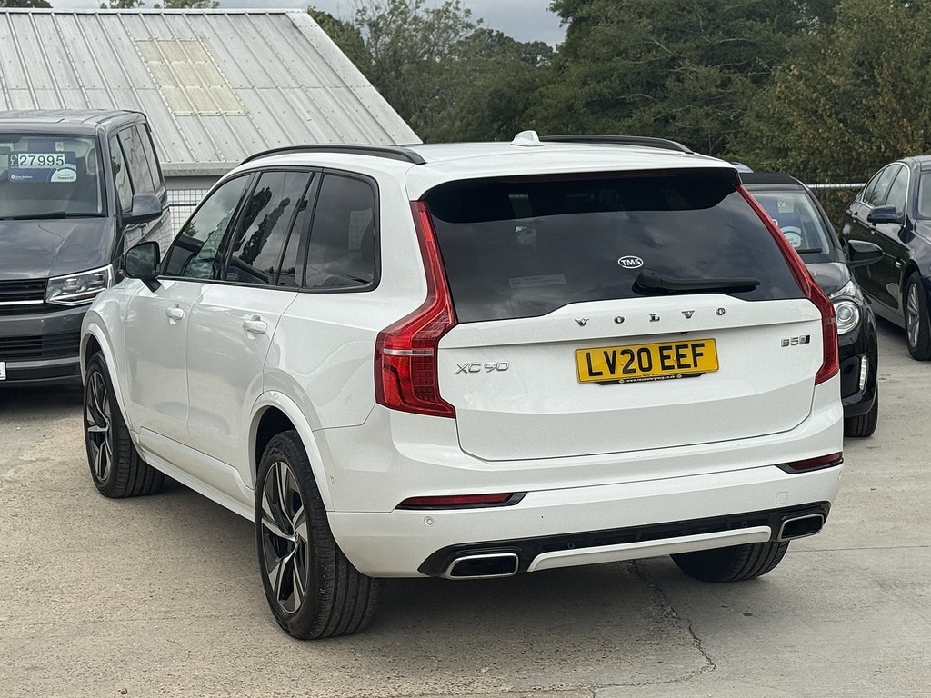 Volvo XC90 B5 Mhev R-design White #2