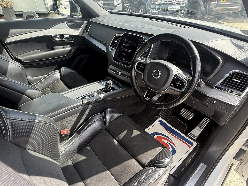 Volvo XC90 B5 Mhev R-design White #6