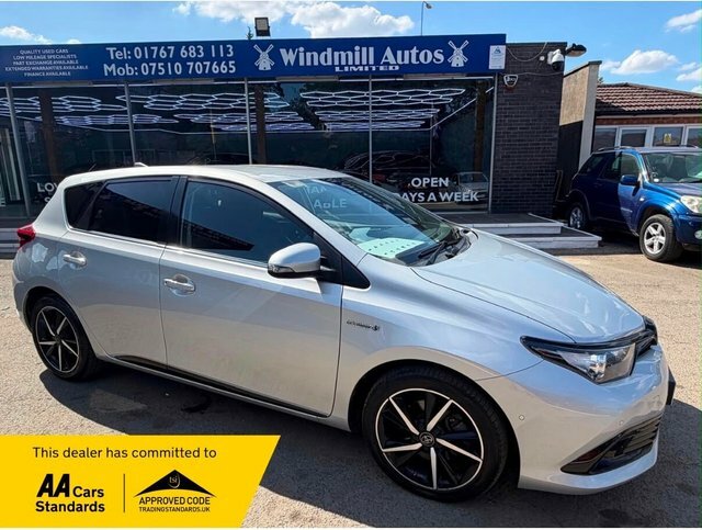 Toyota Auris Vvt-h Design Hatchback Silver
