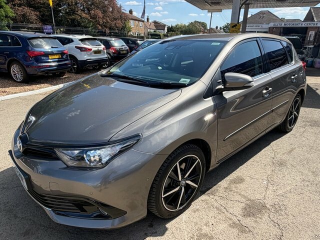 Toyota Auris Vvt-h Design Hatchback SK18EHN Brown #2