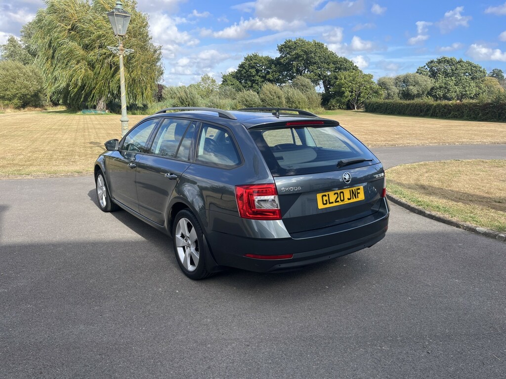 Skoda Octavia Se Technology Silver #11