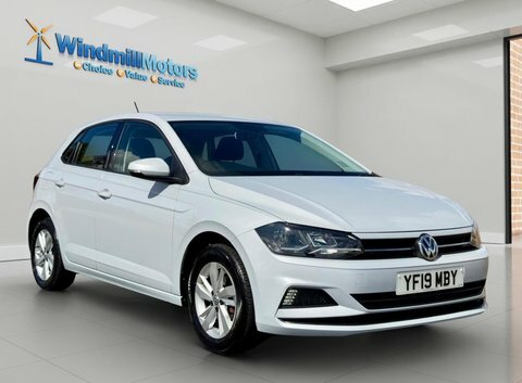Volkswagen Polo 1.0 Tsi Se Silver