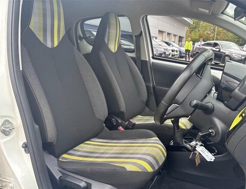Peugeot 108 1.0 Collection Euro White #4