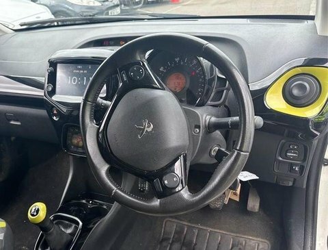 Peugeot 108 1.0 Collection Euro White #2