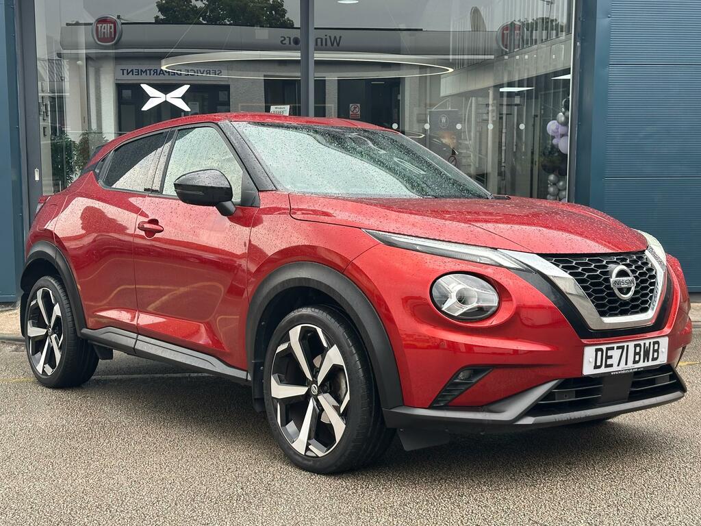 Nissan Juke 1.0 Dig-t Tekna Suv Euro 6 Ss Red
