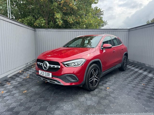 Mercedes-Benz GLA Class 1.3 Gla200 Sport Suv 7G-dct Euro 6 Ss Red #2