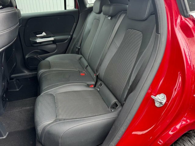Mercedes-Benz GLA Class 1.3 Gla200 Sport Suv 7G-dct Euro 6 Ss Red #5