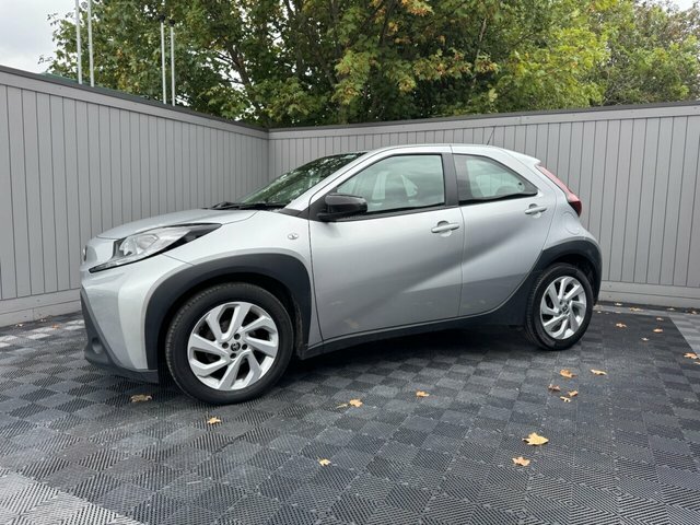 Toyota Aygo X 1.0 Vvt-i Pure Hatchback X-shift Euro 6 Silver #3