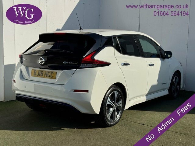 Nissan Leaf Tekna Hatchback White #2