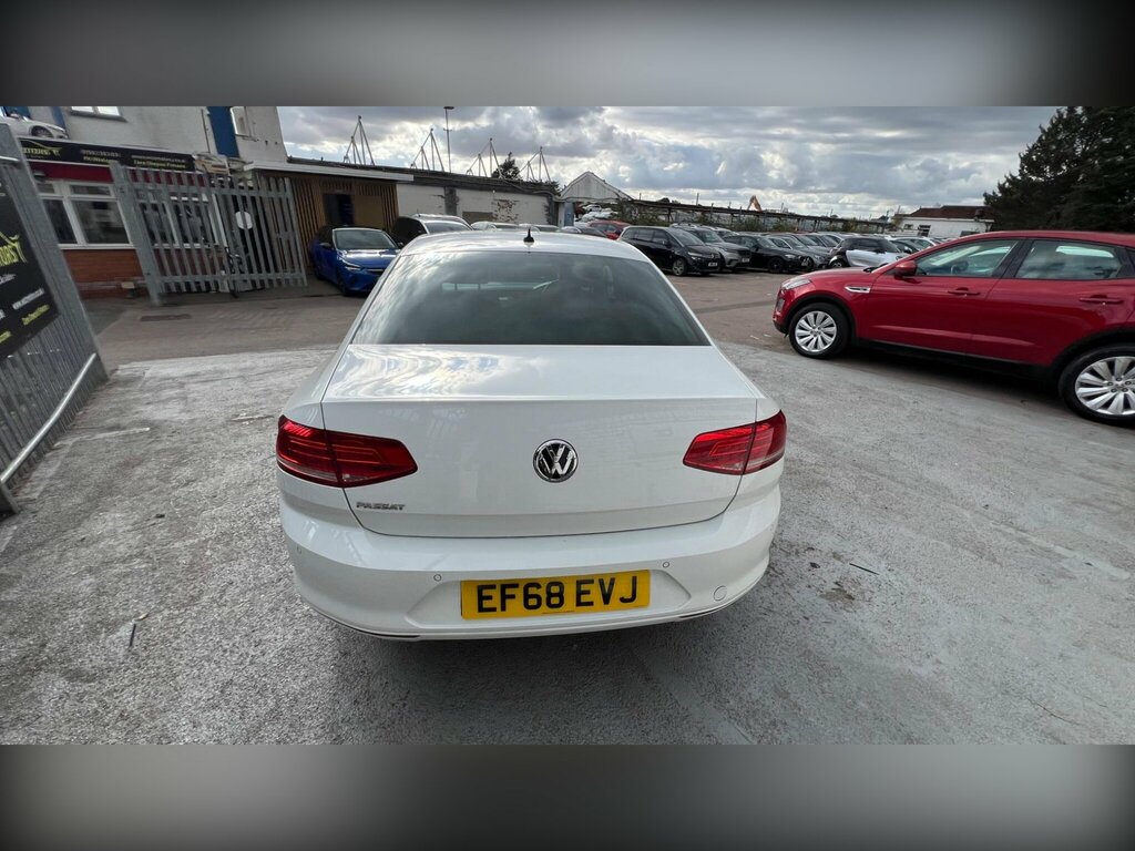 Volkswagen Passat 1.5 Tsi Evo Se Business Dsg Euro 6 Ss White #3