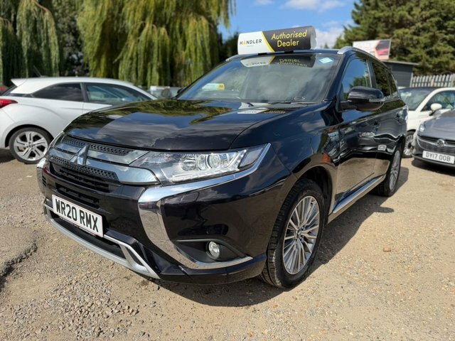 Mitsubishi Outlander 2.4H Twinmotor 13.8Kwh Dynamic Suv Plug Black #2