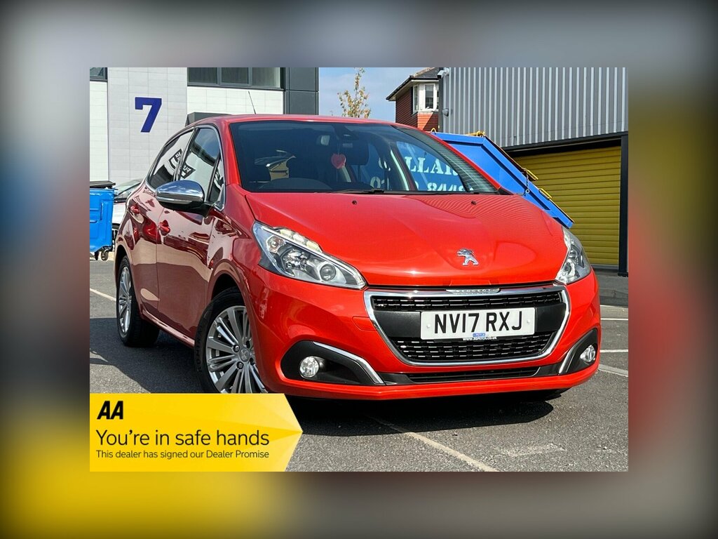Peugeot 208 1.2 Puretech Allure Euro 6 Orange