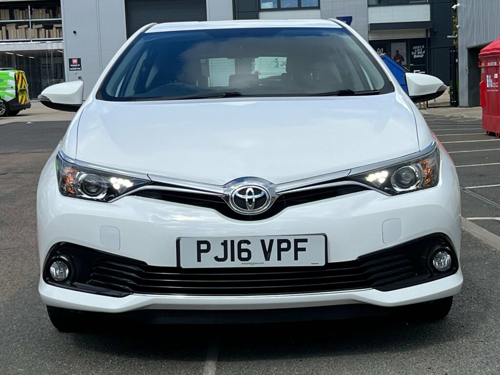 Toyota Auris 1.2 Vvt-i Icon Euro 6 Ss White #3