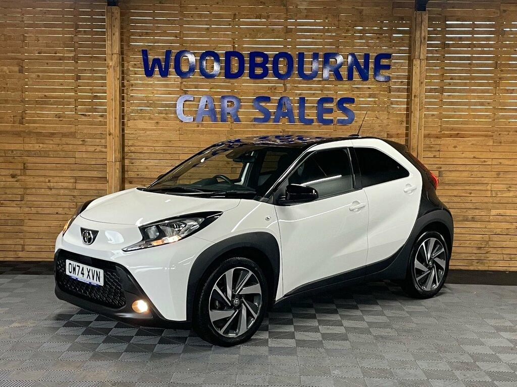 Toyota Aygo X 1.0 Vvt-i Edge Hatchback Euro 6 White #2