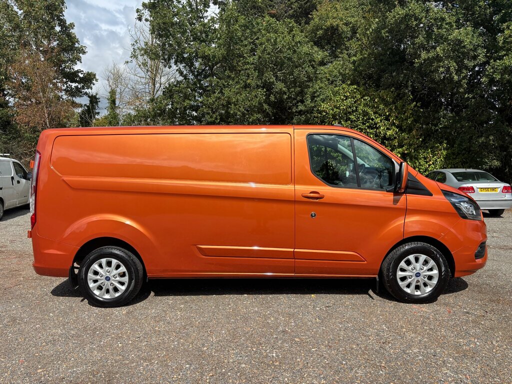 Ford Transit Custom 2.0 300 Ecoblue Limited Panel Van Manua HT72ODY Orange #2