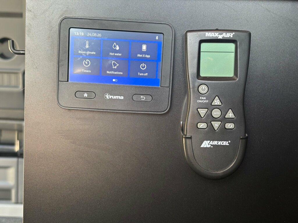 Volkswagen Crafter Panel Van Silver #15