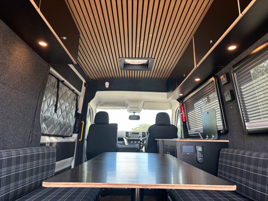 Volkswagen Crafter Panel Van Silver #11