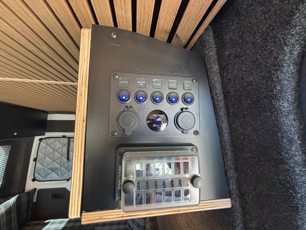 Volkswagen Crafter Panel Van Silver #14