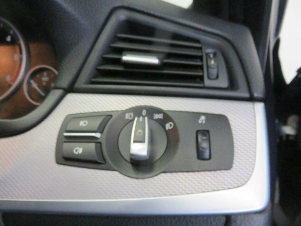 BMW 5 Series 520D Efficientdynamics Silver #42