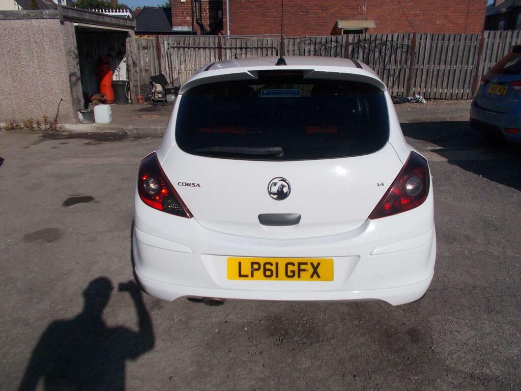 Vauxhall Corsa 1.4 16V Sri Euro 5 White #6