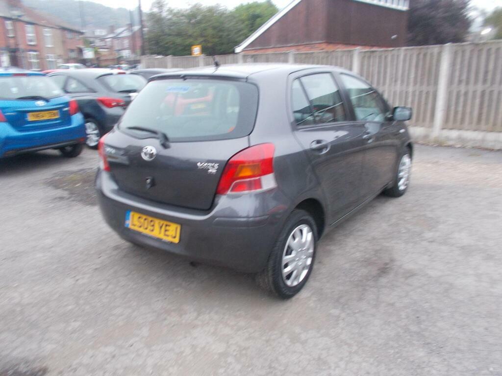 Toyota Yaris Hatchback 1.33 Dual Vvt-i Tr Euro 4 Ss 200 Grey #7
