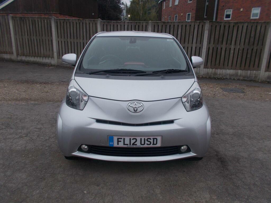 Toyota IQ 1.0 Vvt-i 2 Euro 5 Silver #2