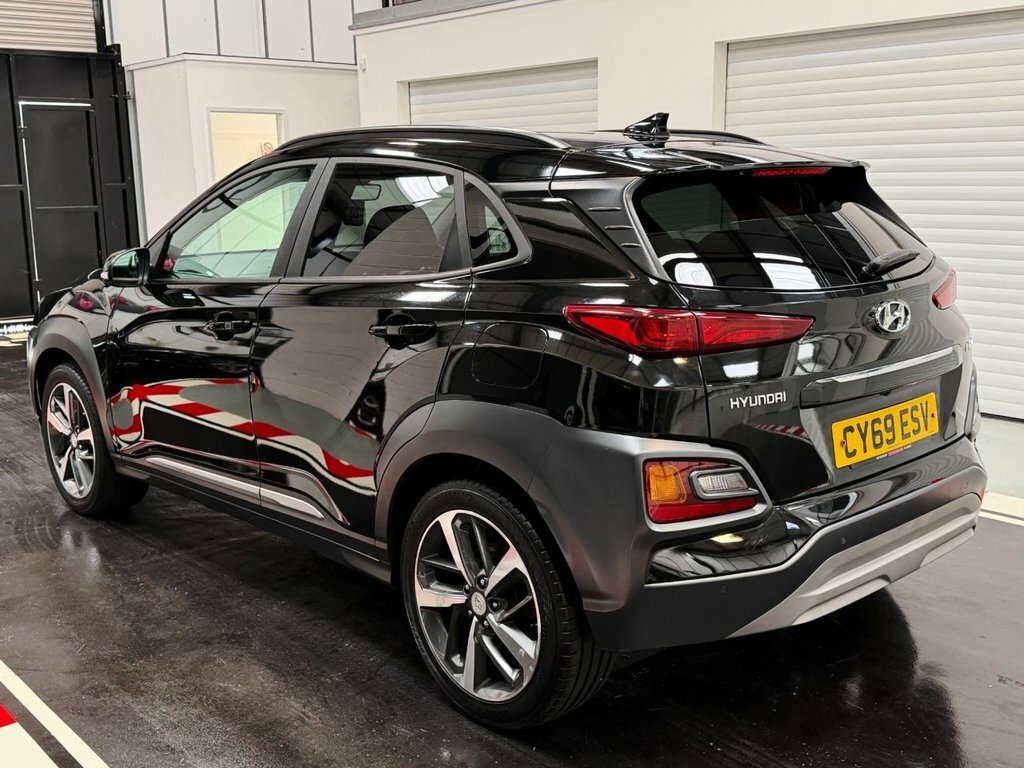 Hyundai Kona 1L Premium Se Black #4