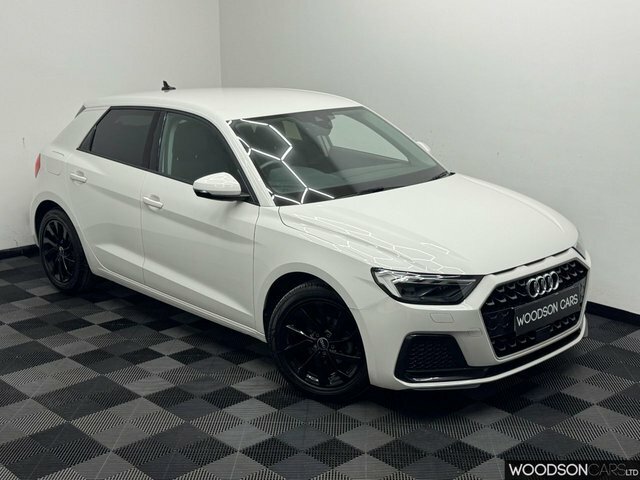 Audi A1 2022 1.0 Tfsi 25 Sport Sportback White