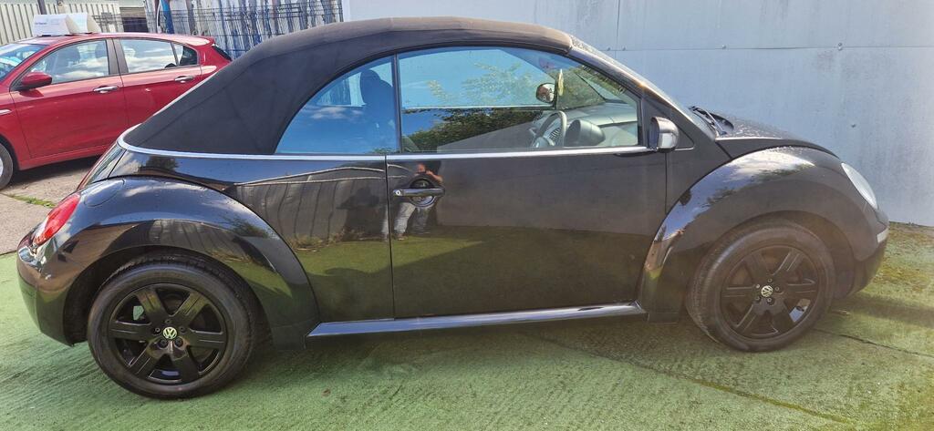 Volkswagen Beetle Unknown Black #7