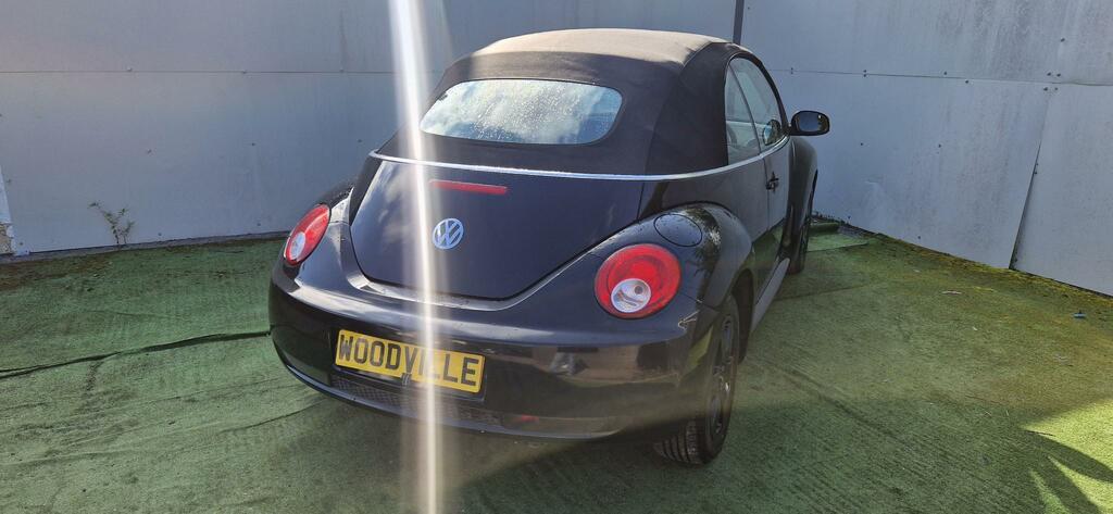 Volkswagen Beetle Unknown Black #9