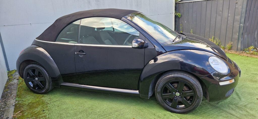 Volkswagen Beetle Unknown Black #5