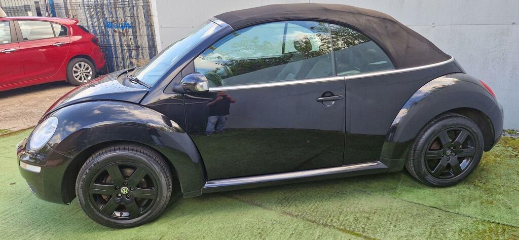 Volkswagen Beetle Unknown Black #8