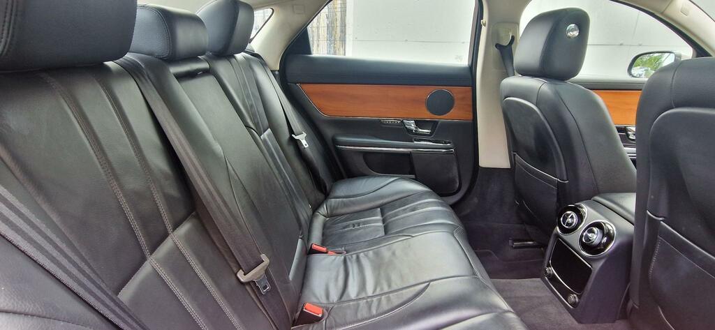 Jaguar XJ Red #15