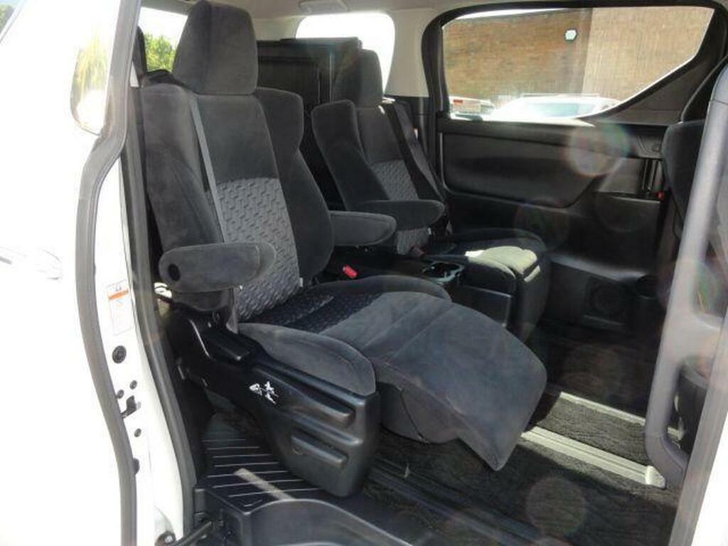 Toyota Vellfire Mpv Black #13