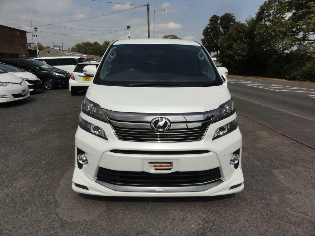 Toyota Vellfire 2.4Z 8 Seater 16000M Bimta Certified White #4