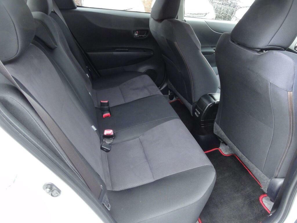 Toyota Vitz 5dr Auto Purple #14