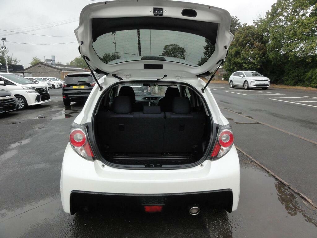 Toyota Vitz 5dr Auto Purple #8