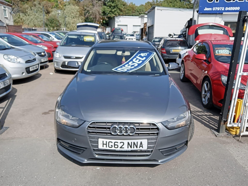 Audi A4 Avant Se Technik Black #2