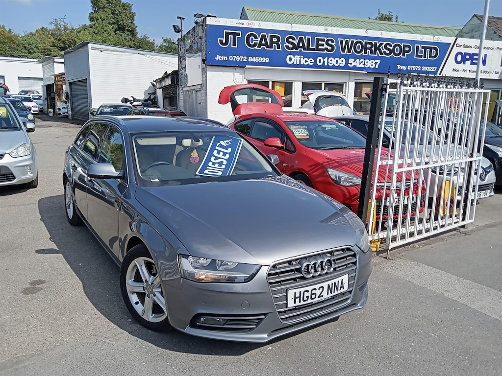 Audi A4 Avant Se Technik Black #1