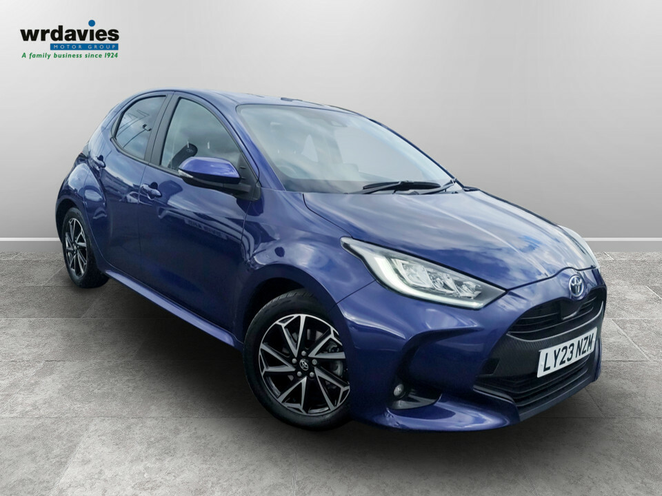 Toyota Yaris 1.5 Hybrid Design Cvt Blue