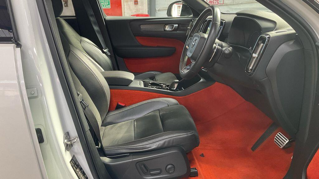 Volvo XC40 2.0 D3 R Design Grey #9