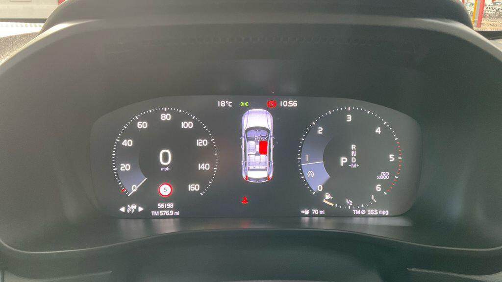 Volvo XC40 2.0 D3 R Design Grey #12